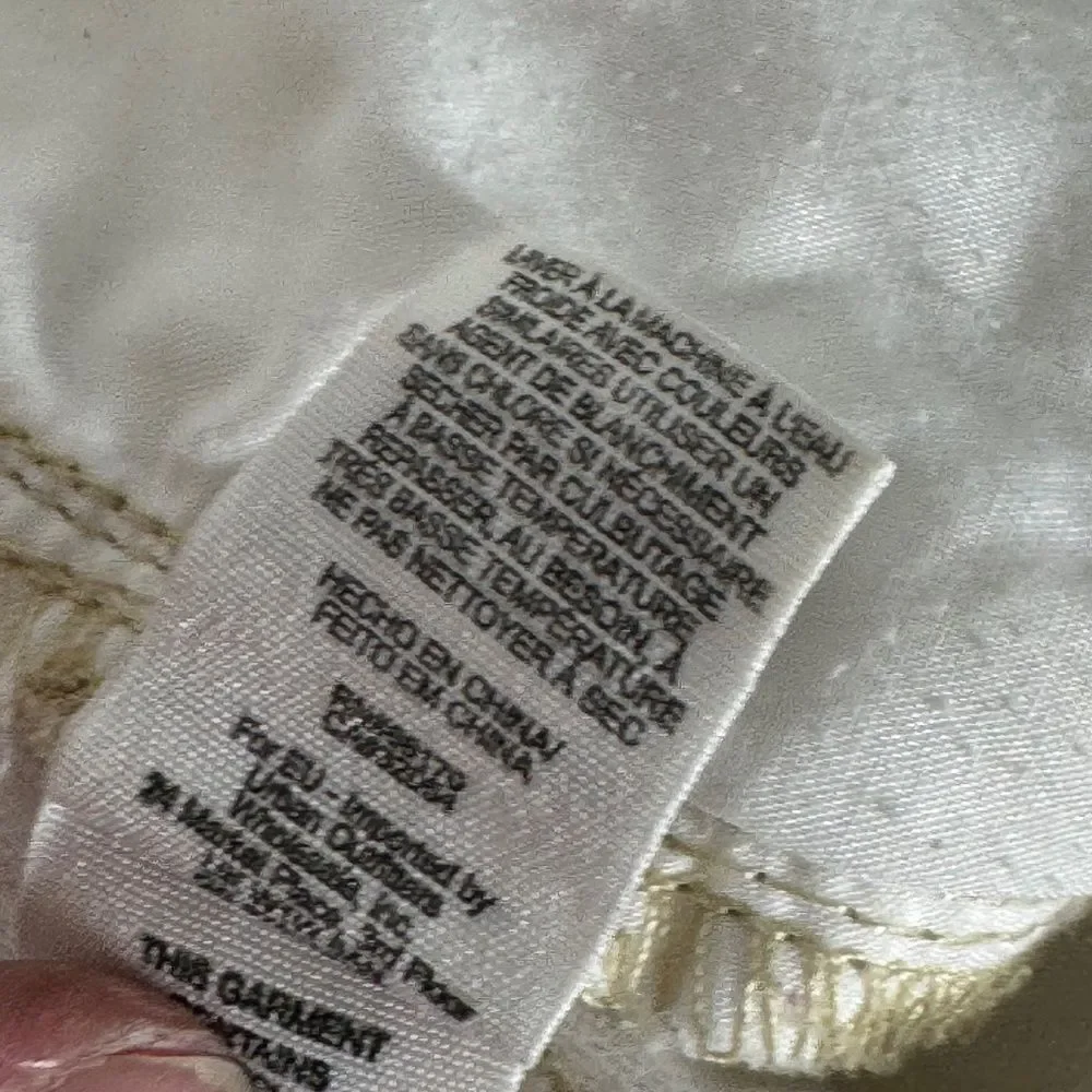 Free People White Distressed Denim Cutoff Shorts Sz‎ 27